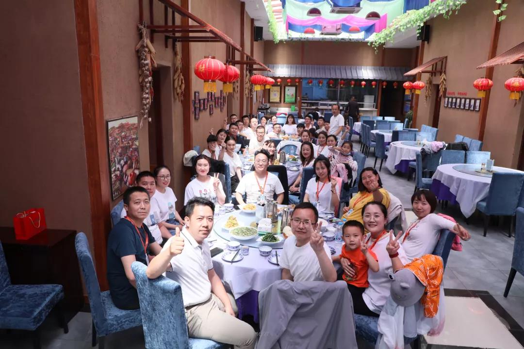 共進午餐